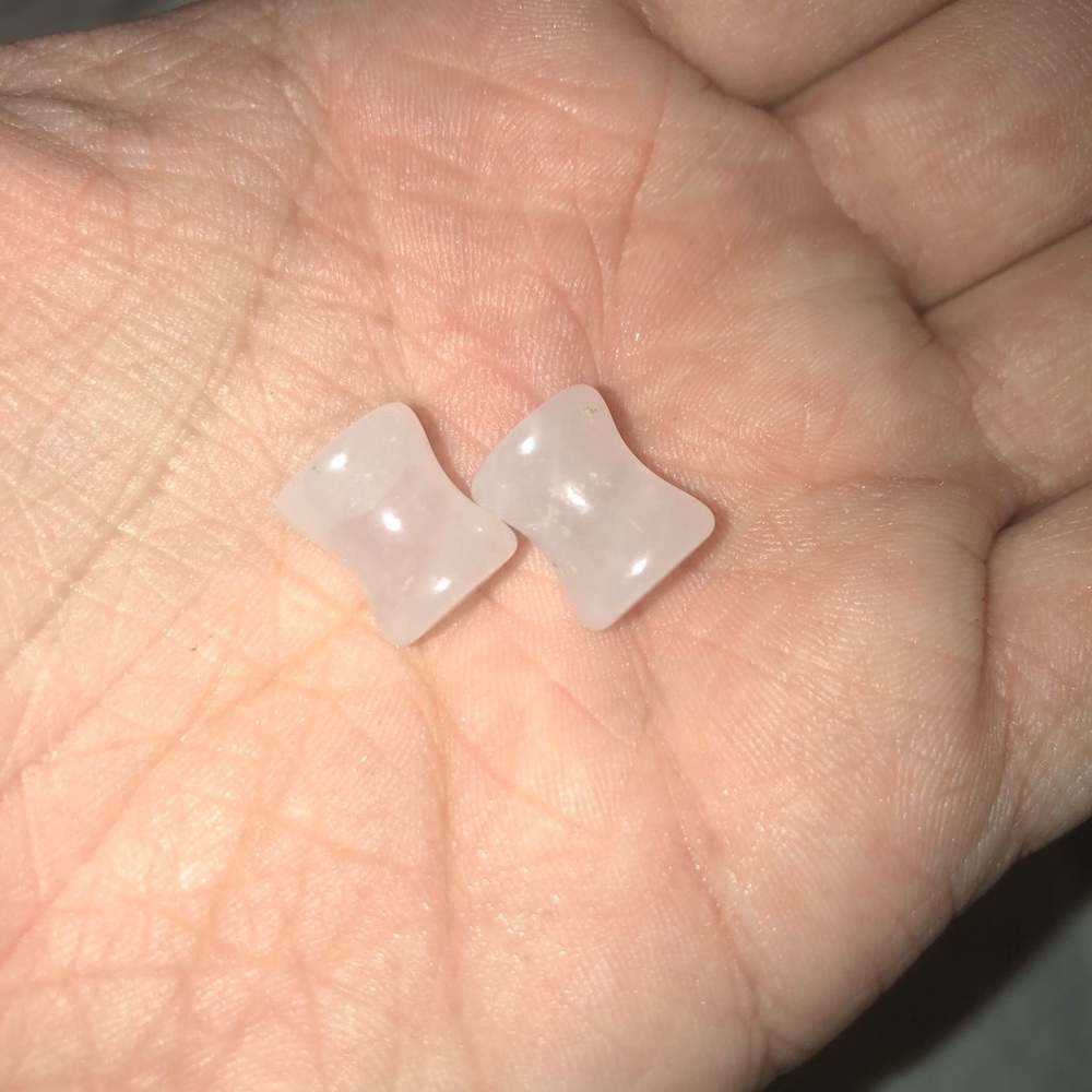 Size 0(8mm) Plugs
